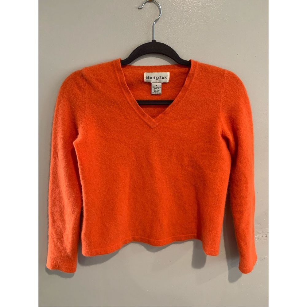 Womens Cropped Cashmere Sweater-Bloomingdale’s-Medium Orange Boucle Soft L/S EUC